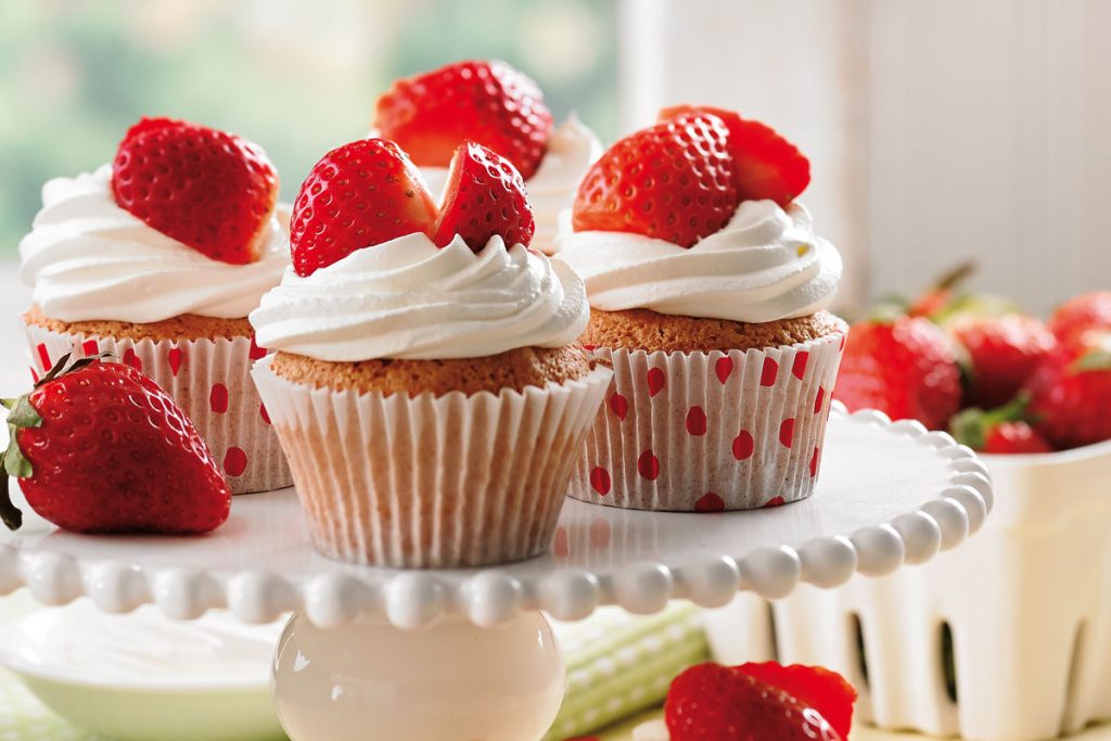 Petits gâteaux des anges aux fraises - Osez les saveurs !